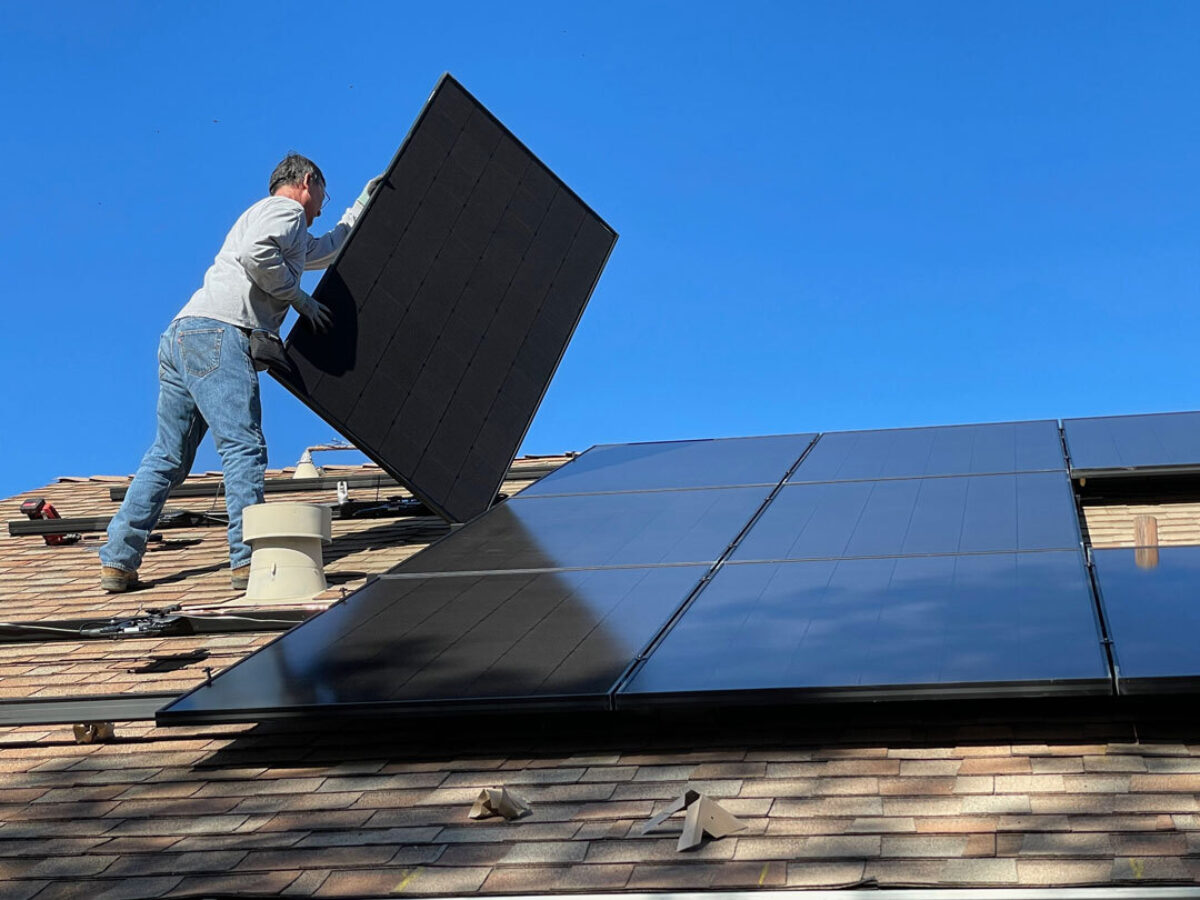 Zestaw Fotowoltaiczny Off-Grid na Działkę i Dom - Niezależność Energiczna w Twoim Zasięgu